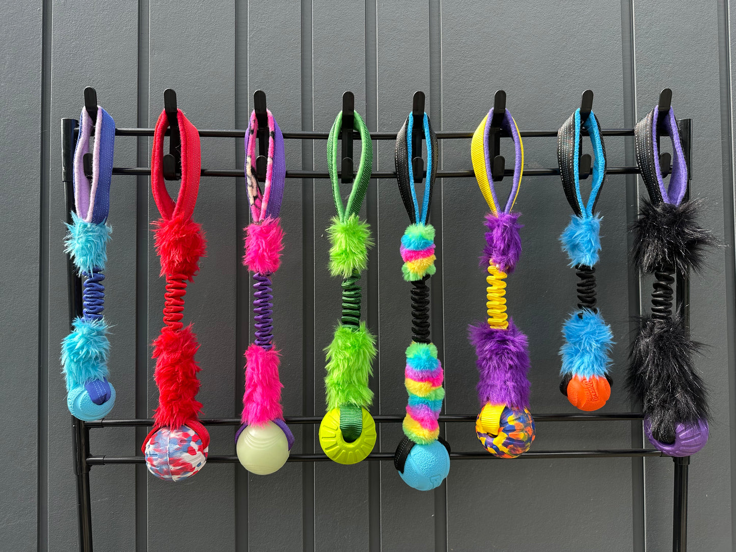 Bungee tug toy - all in one