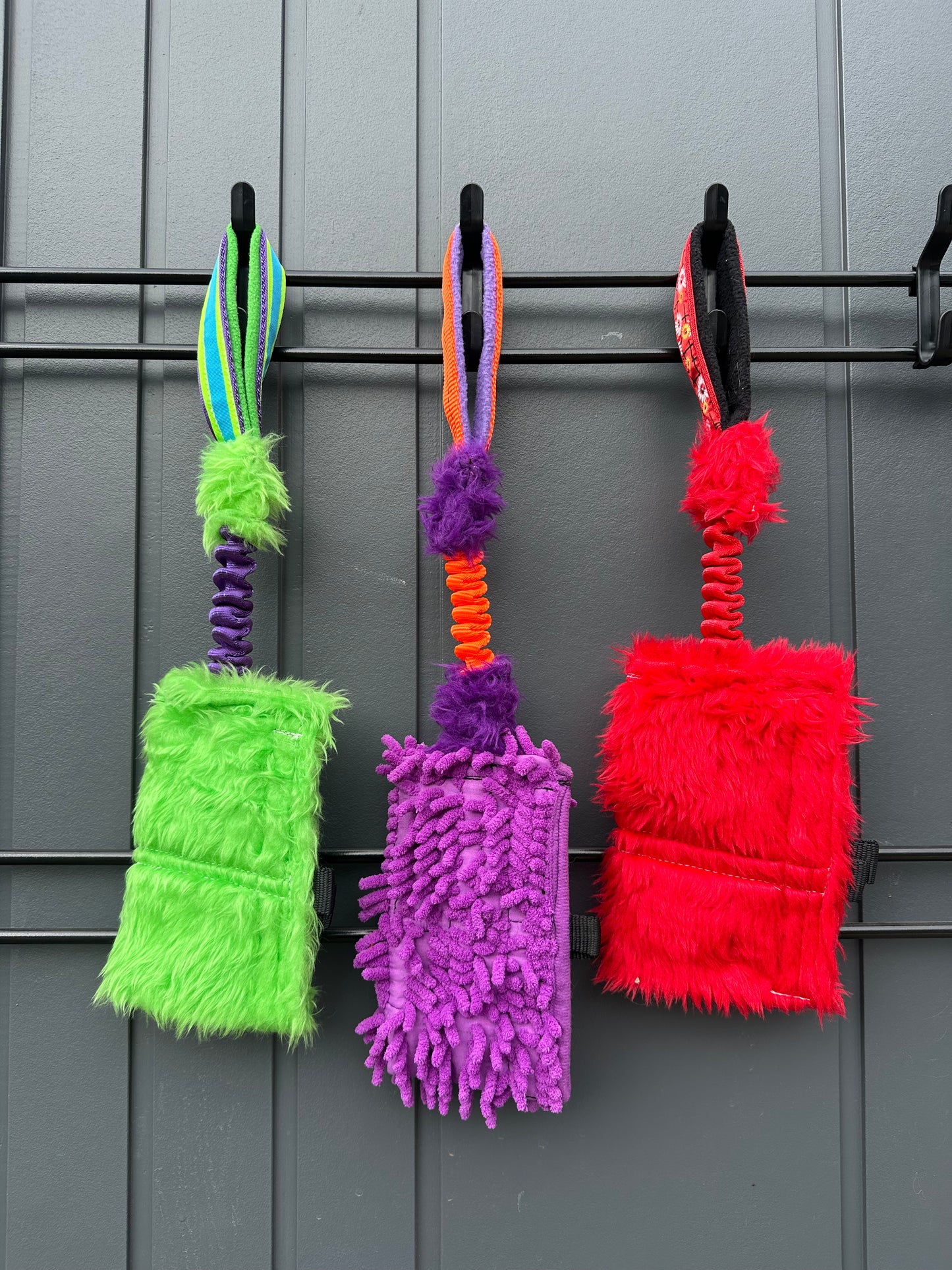 Bungee tug toy - all in one