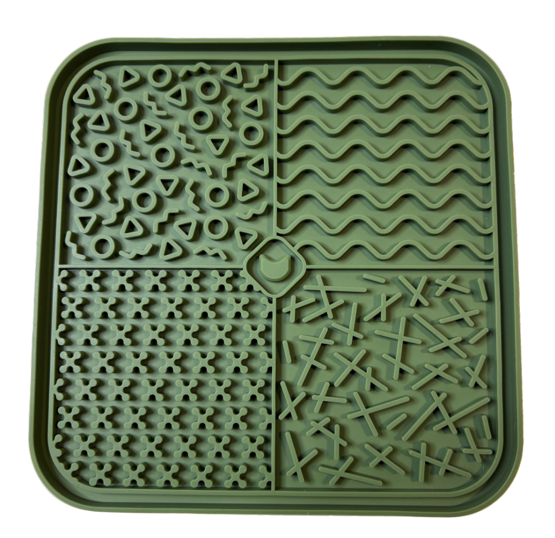 Waggin' Tails Slow Feeder Snack Mat